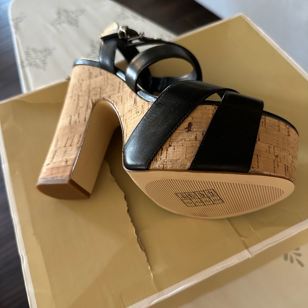 Michael Kors platform sandals size 7